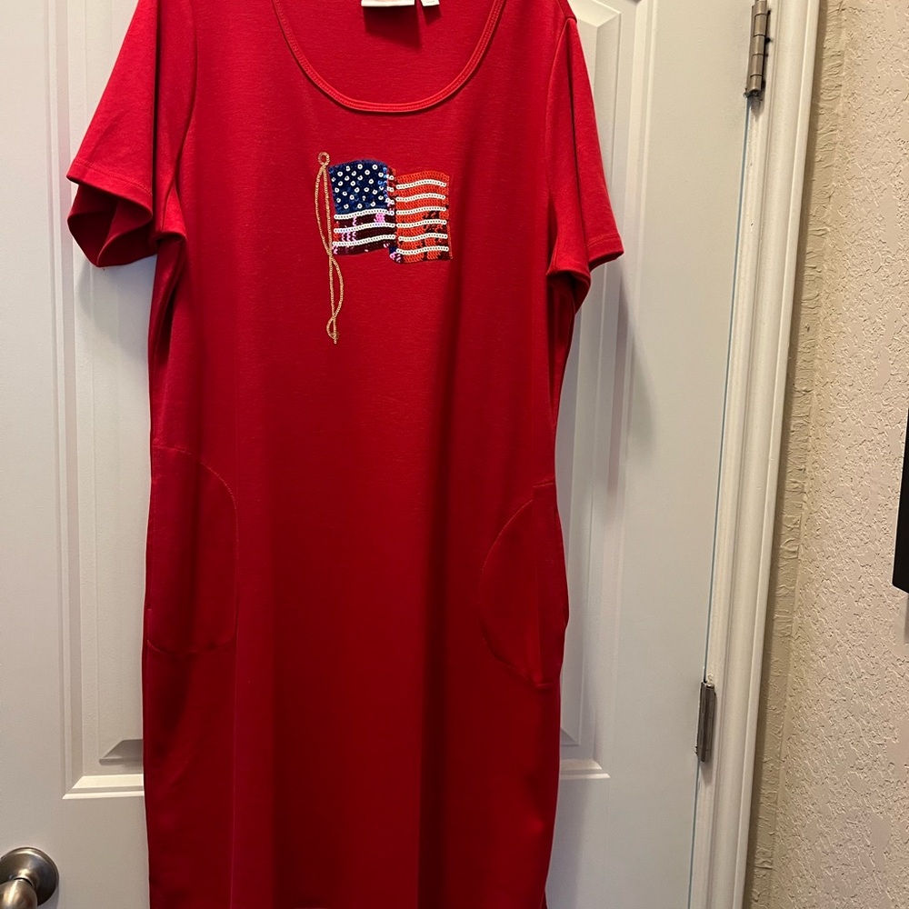 Quacker Factory Bold Red Tee